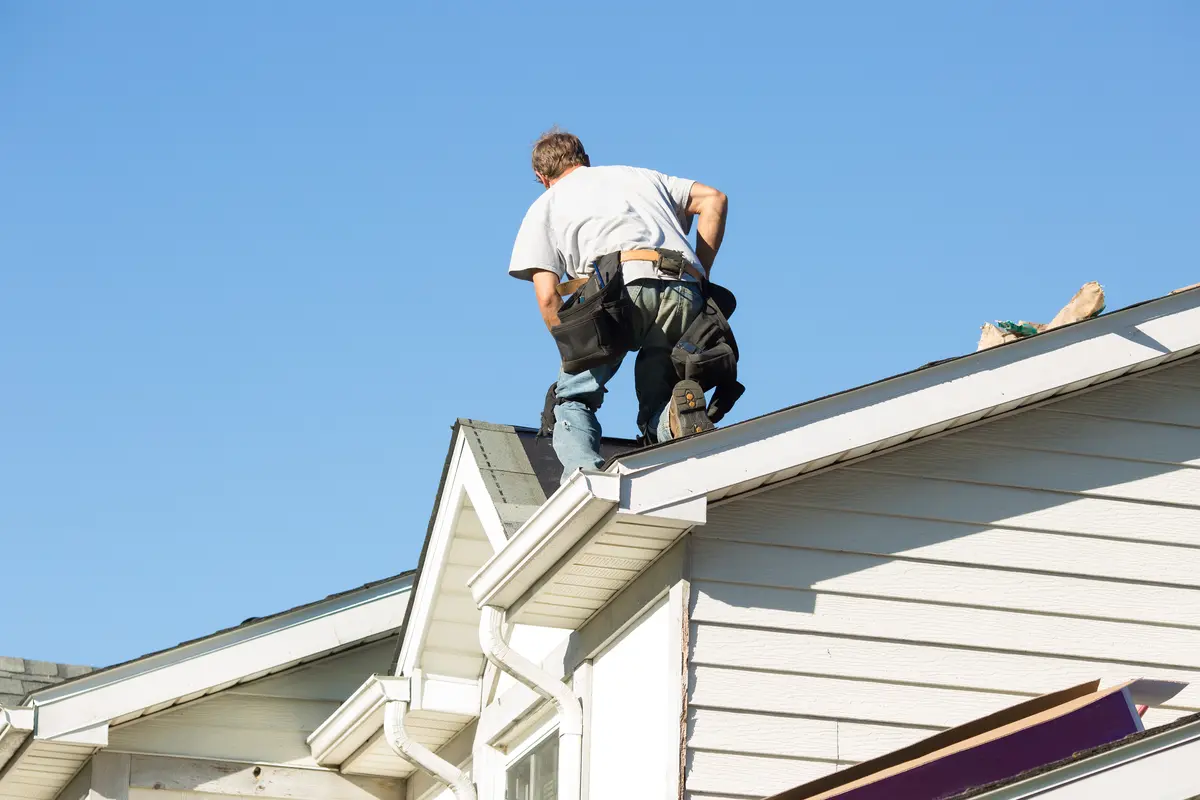 roofer on the edge
