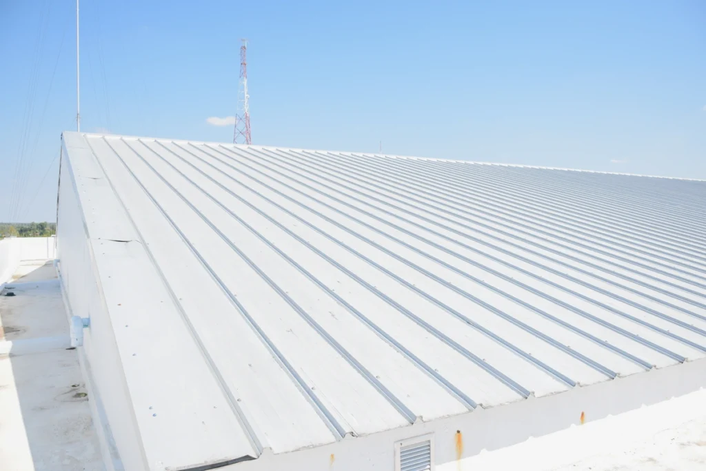 commercial roofing waunakee White metal commercial roof